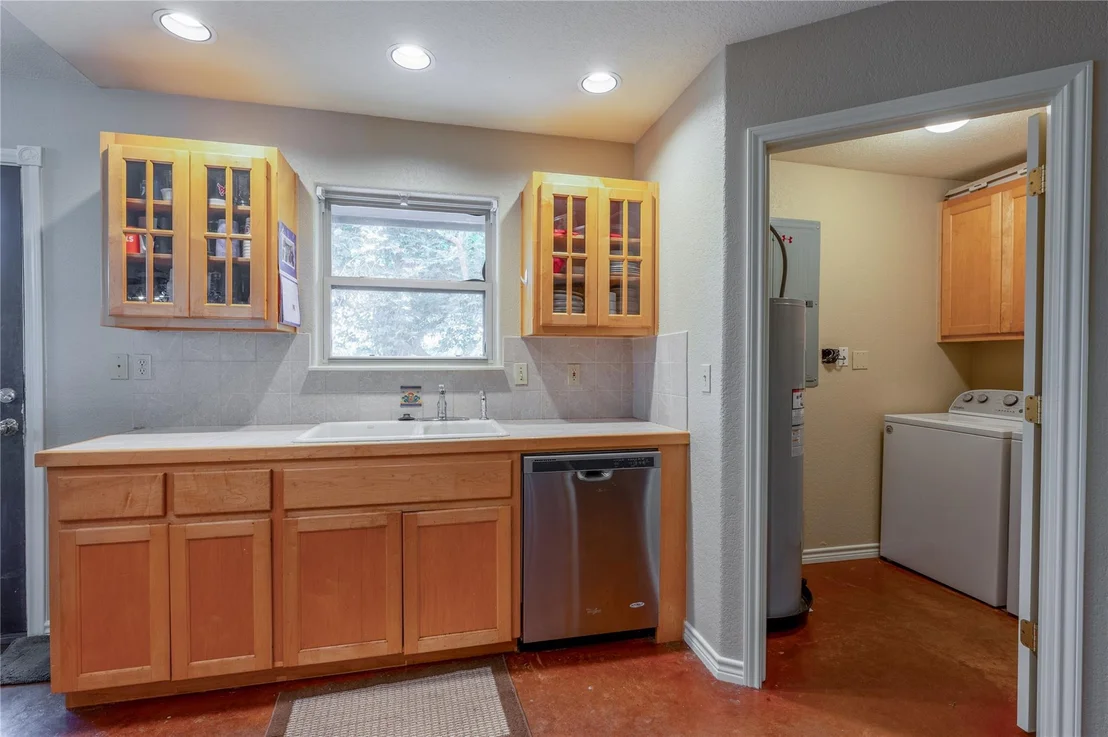 Photo of 2707 Mormon Mill RD