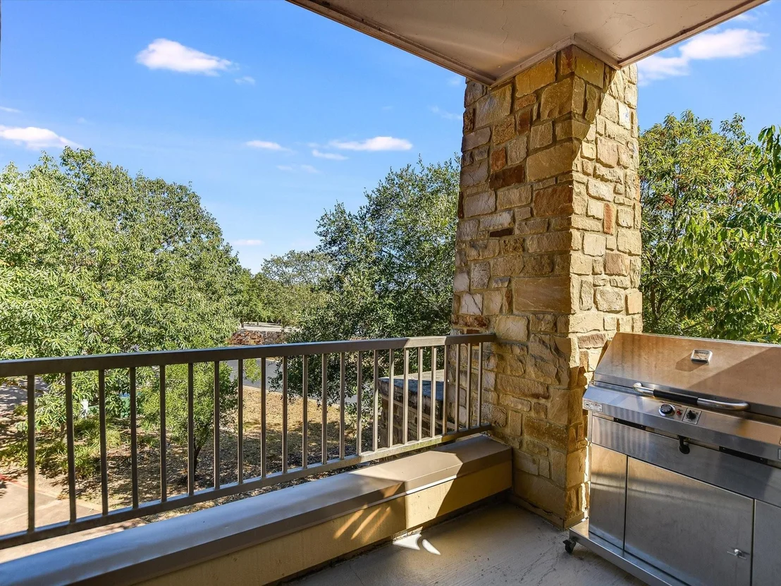 Photo of Unit 201 at 6704 Lantern View DR