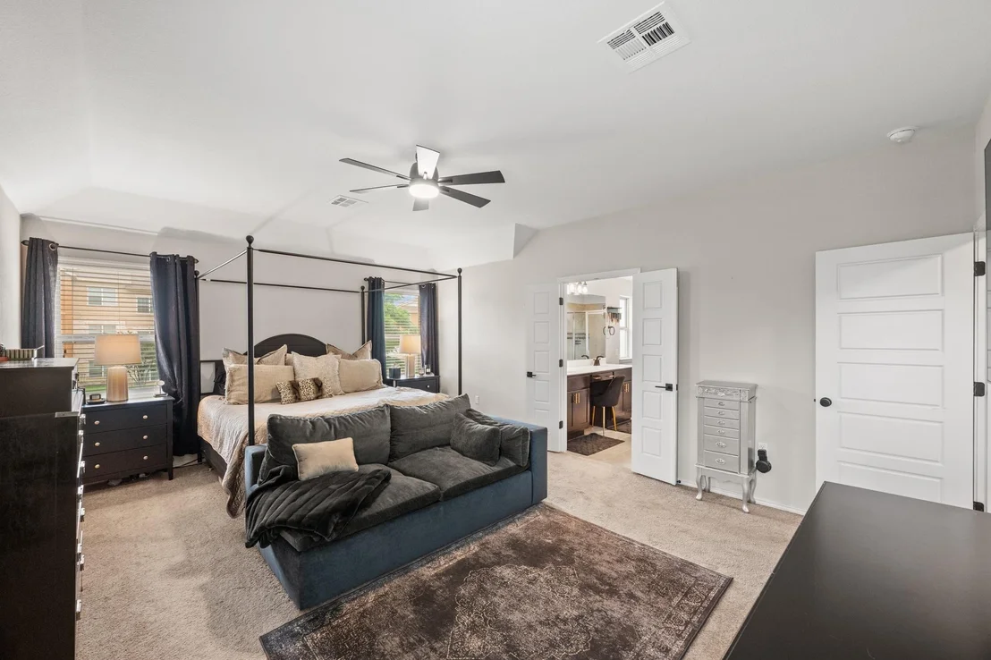 Photo of 9324 Hunter LN
