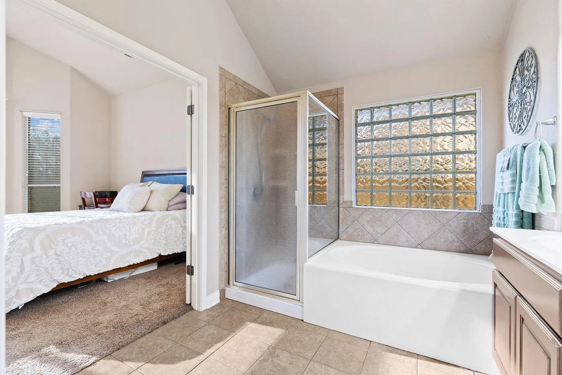 Photo of 3644 Rosalina LOOP