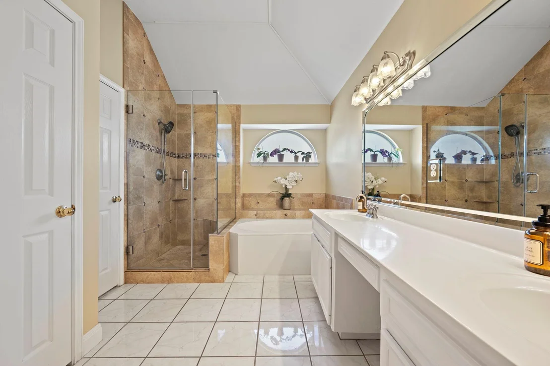 Photo of 803 Oak Park DR