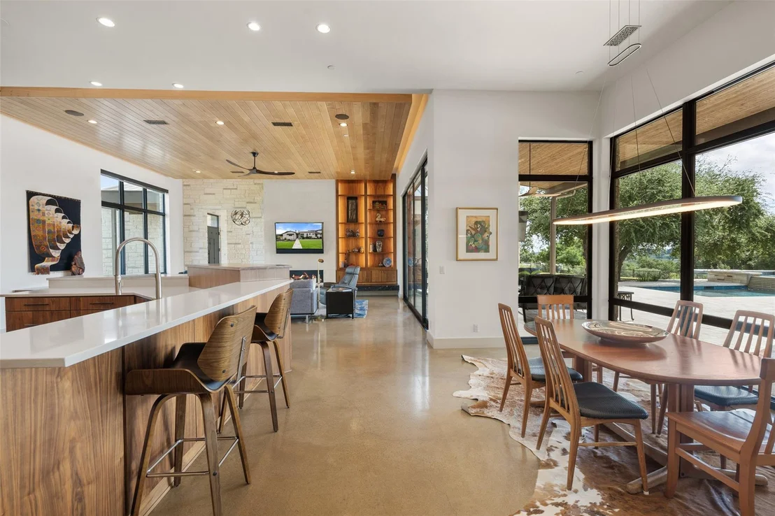 Photo of 17136 Whispering Breeze
