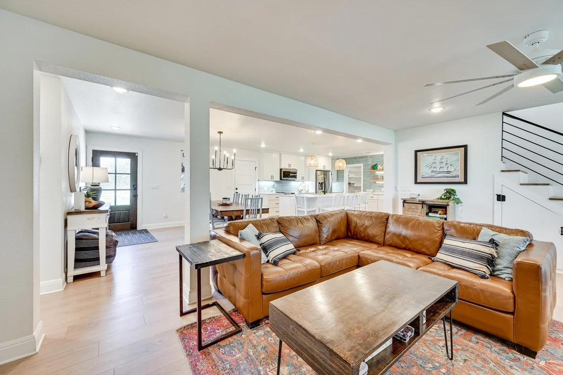 Photo of 1644 Breezeway