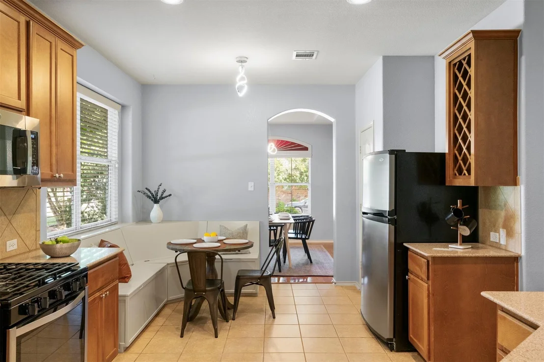 Photo of 2701 Rosemount CV