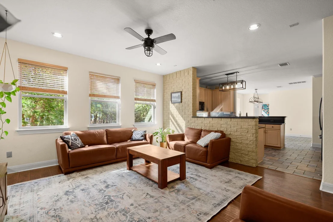 Photo of 149 Spanish Oak TRL