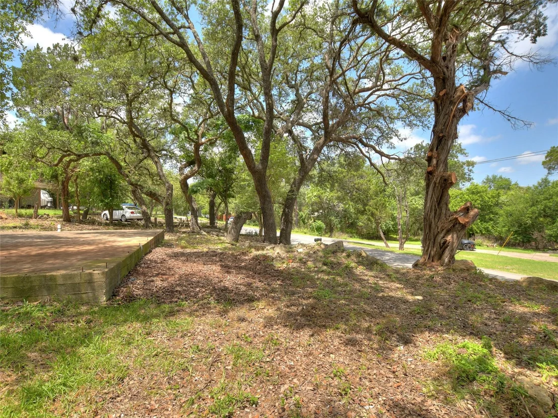 Photo of 1414 Oak Hurst RD