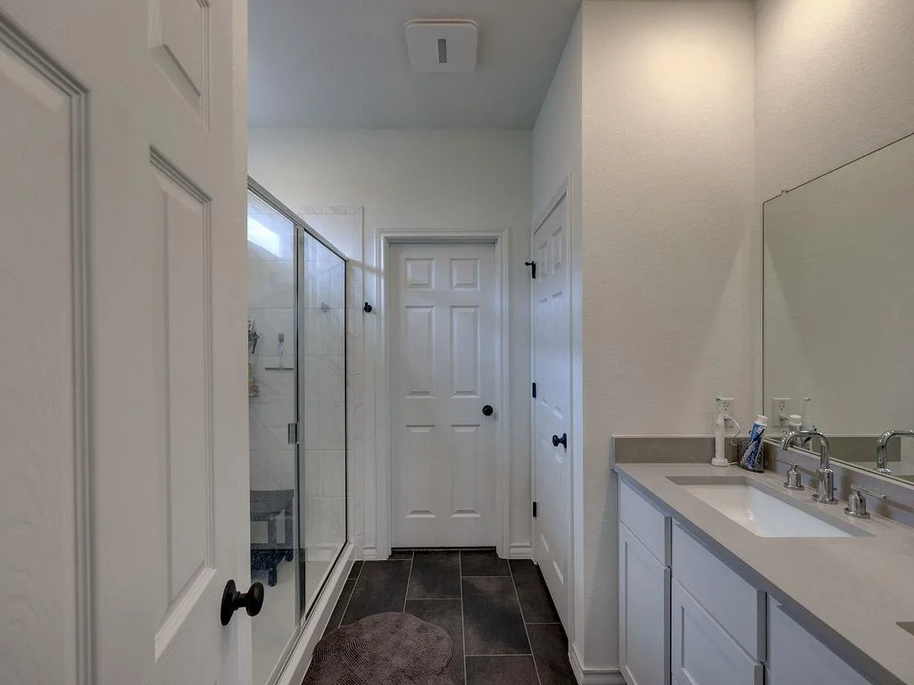 Photo of 1004 Sandra Ann WAY