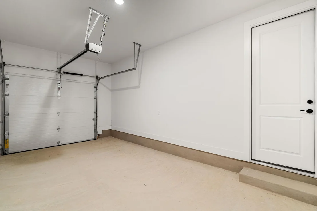 Photo of 1013 Painted Horse DR