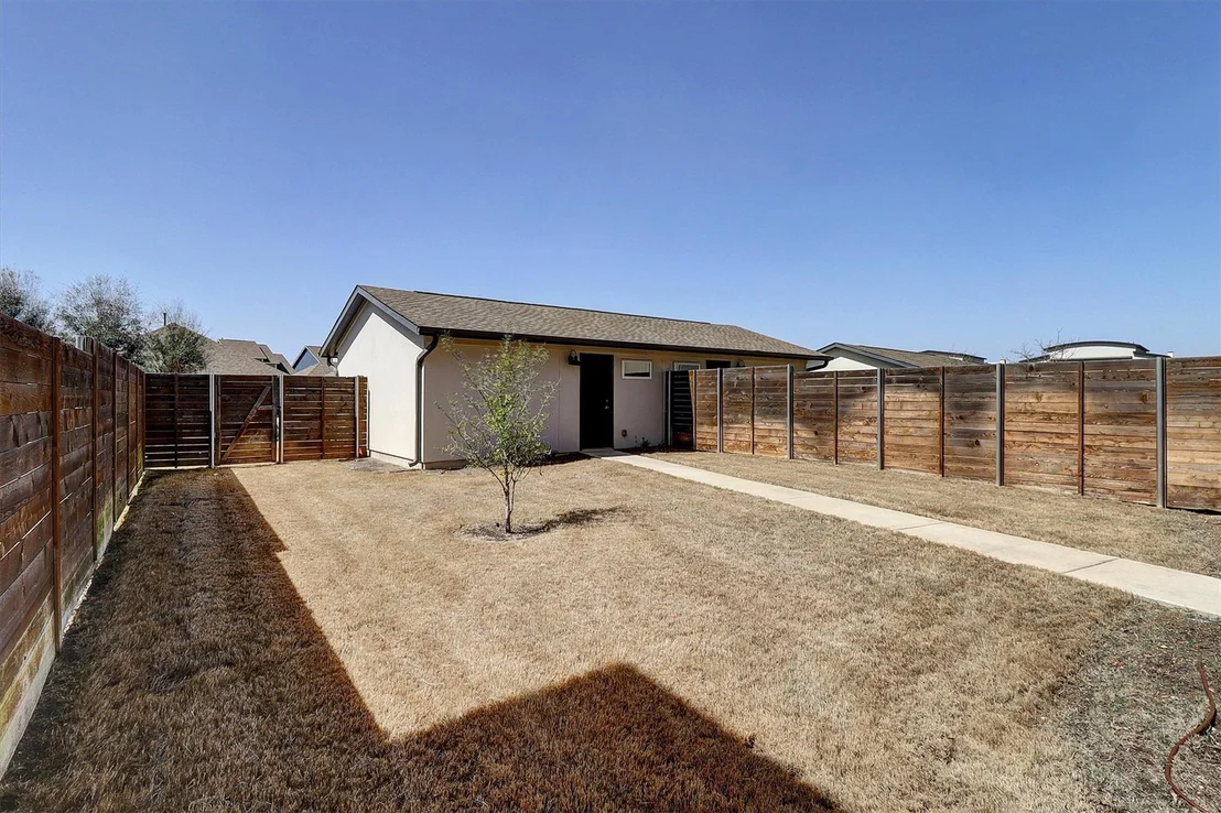 Photo of Unit B at 8716 Whitter DR