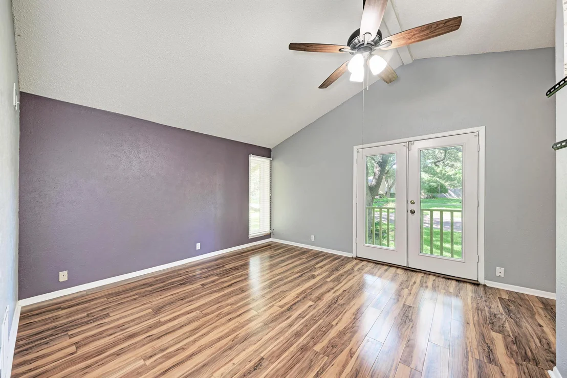 Photo of 2505 Linwood RD