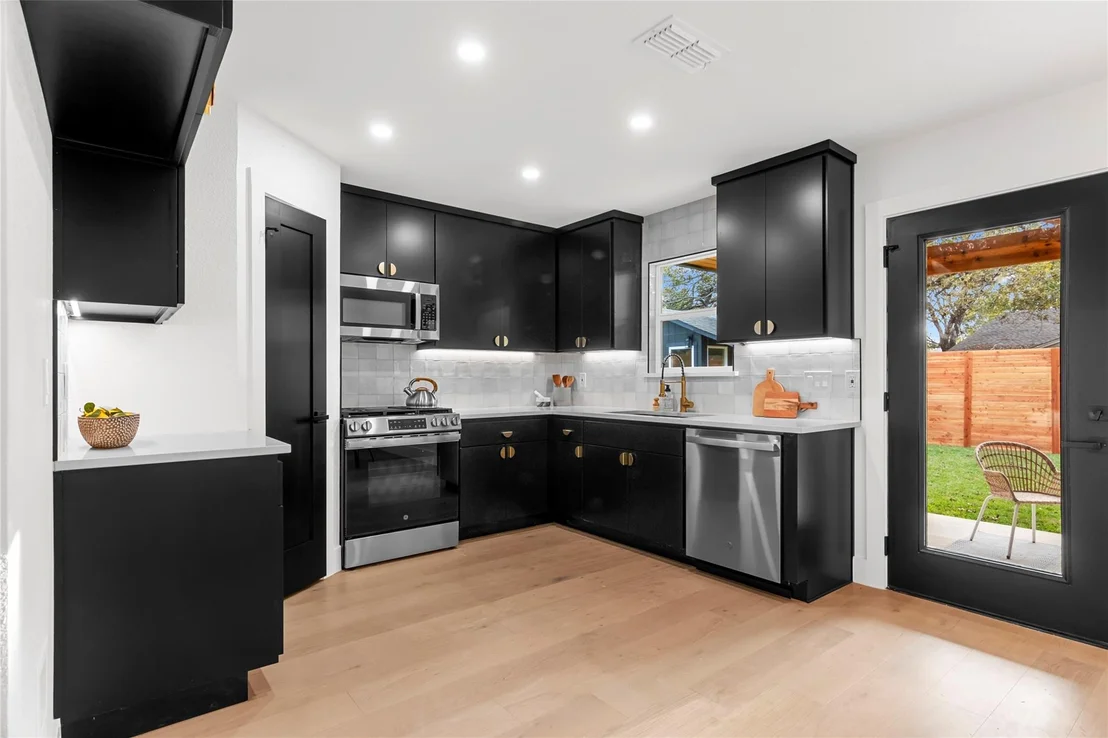 Photo of 7601 Burly Oak CIR