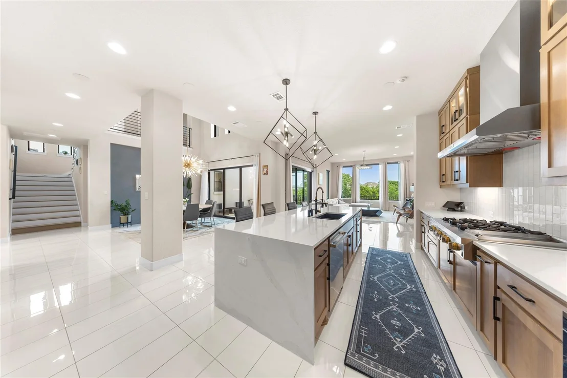 Photo of 2112 Sereno CV