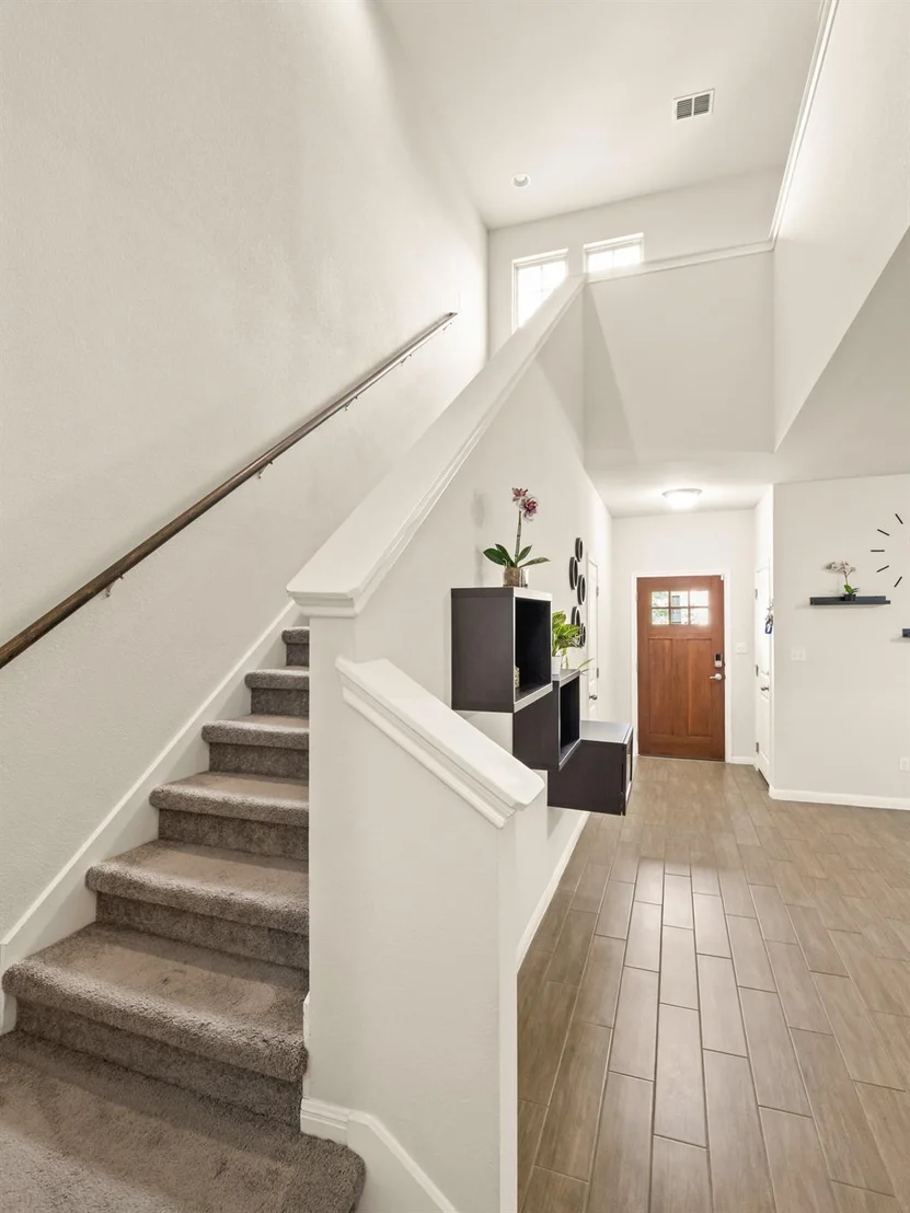 Photo of 574 W Nautical LOOP