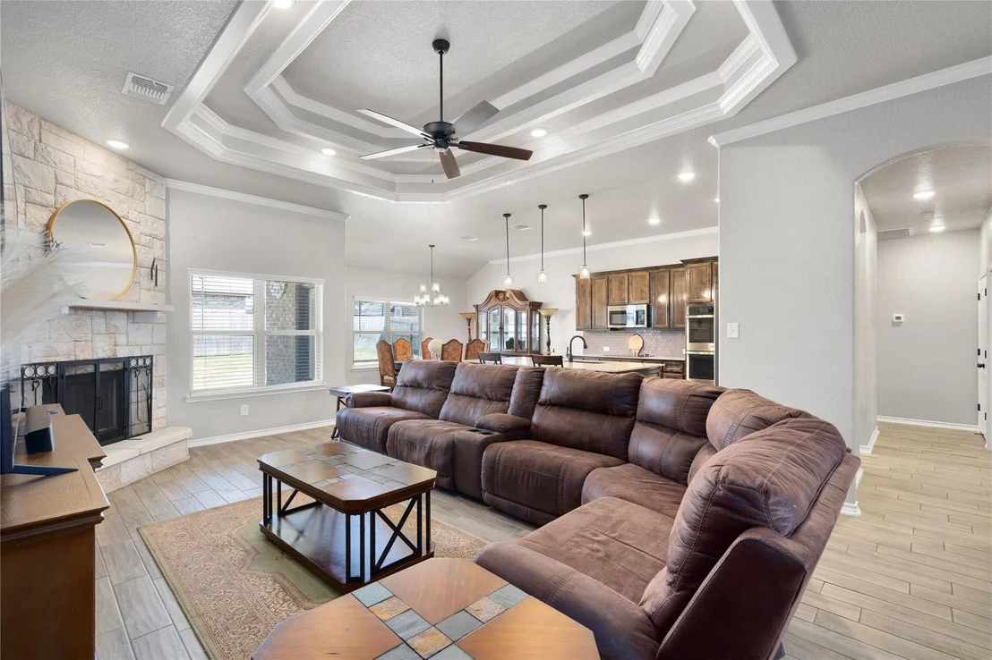 Photo of 5204 La Terraza LN
