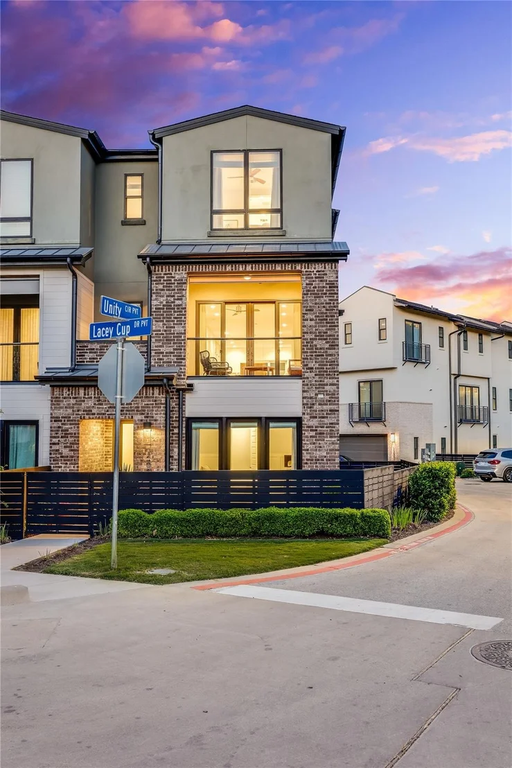 Photo of 4609 Unity CIR
