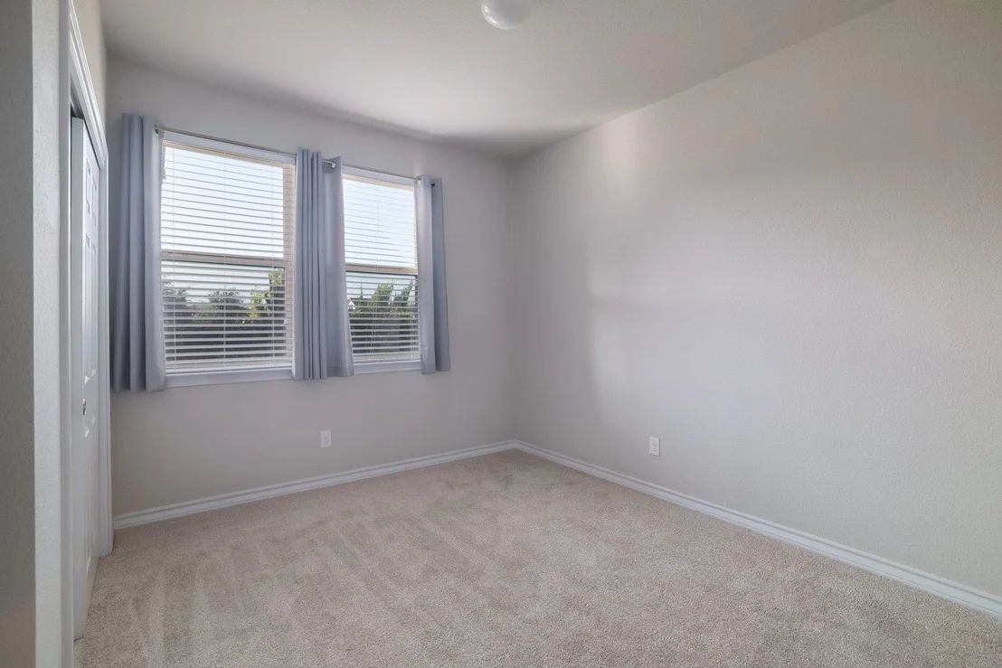 Photo of 6792 Catania LOOP