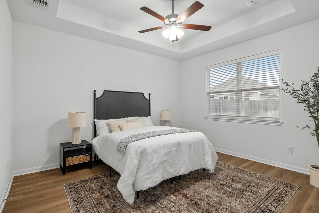 Photo of 8114 Timber Hollow LN
