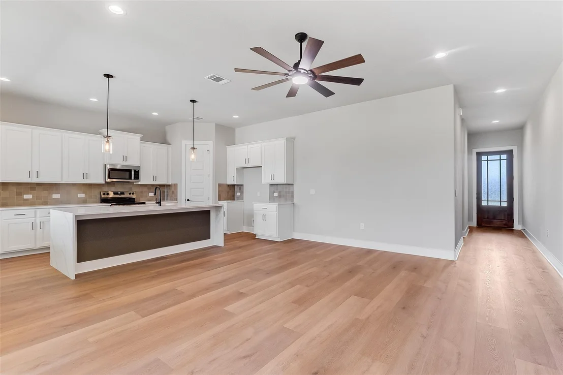 Photo of 124 Draper LN