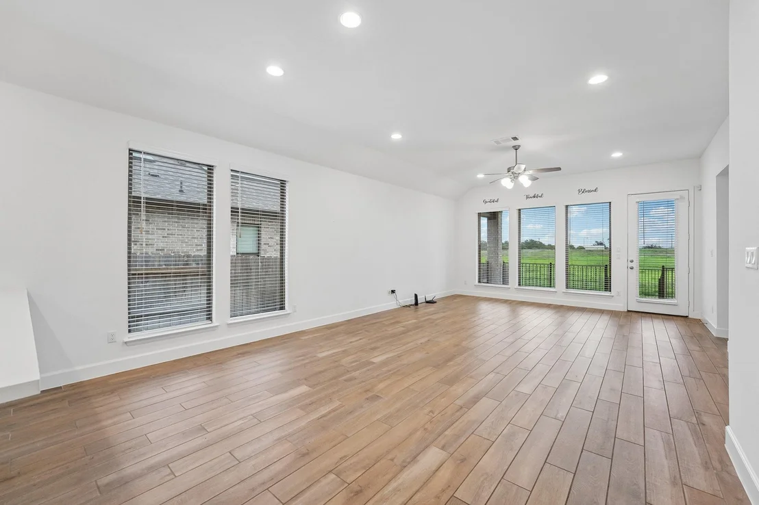 Photo of 133 Plumbago LOOP