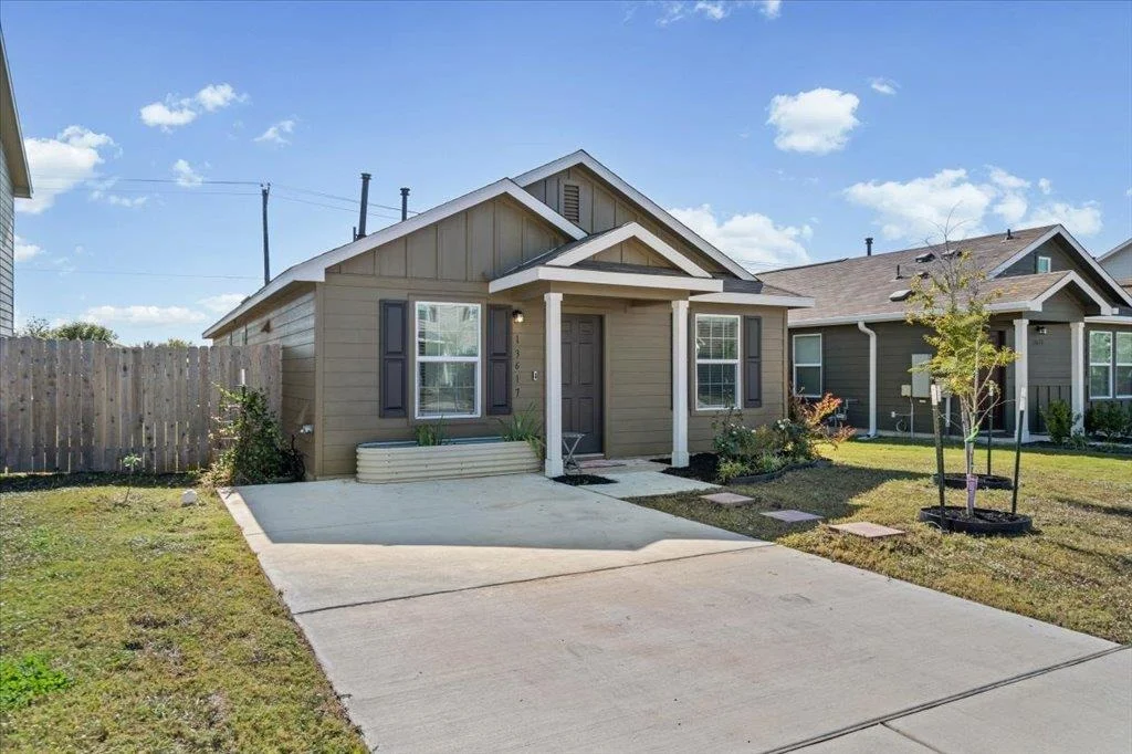 Photo of 13617 Knights Branch DR