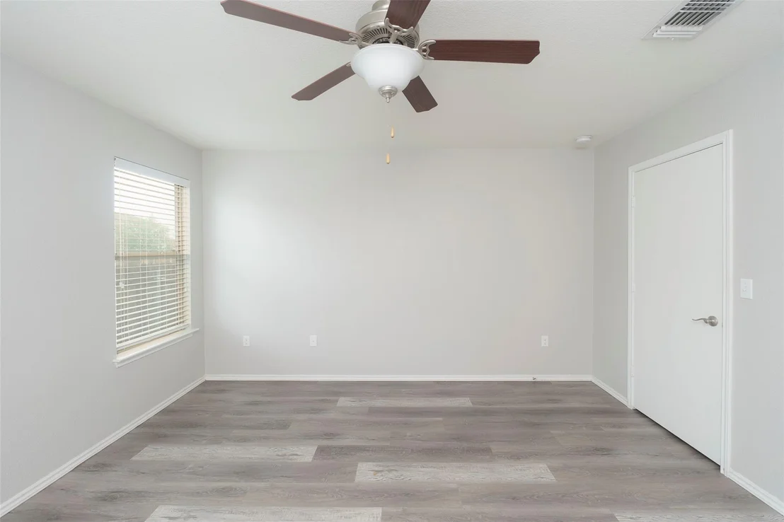 Photo of 11221 Kirkland Hill PATH