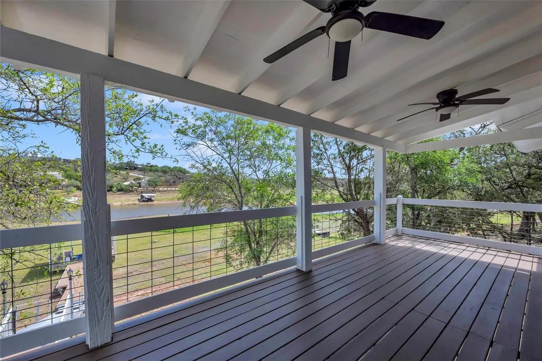 Photo of 1514 Sunset Cliff RD