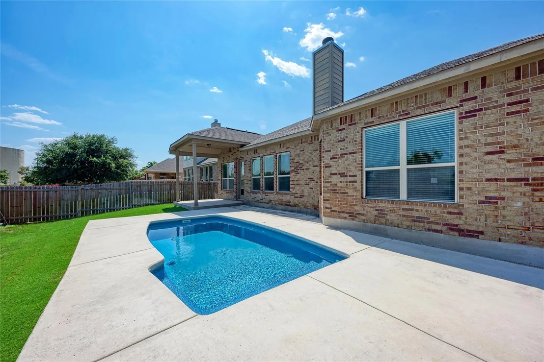Photo of 600 Rosedale BLVD