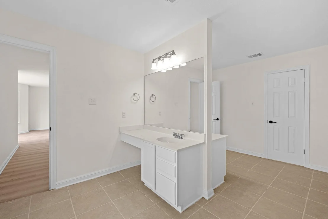 Photo of 1181 Forest Bluff TRL