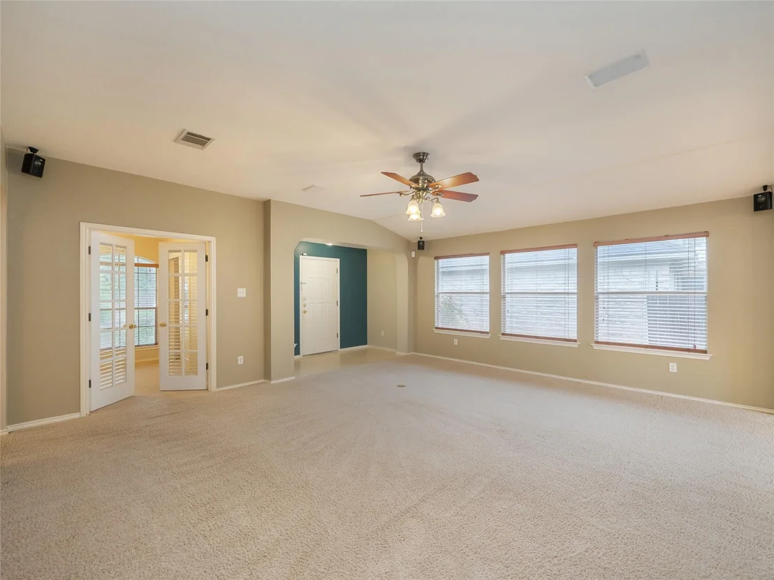 Photo of 121 Masonwood DR