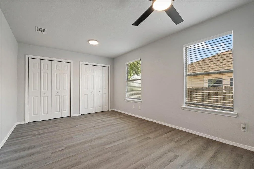 Photo of 772 Clearview CIR