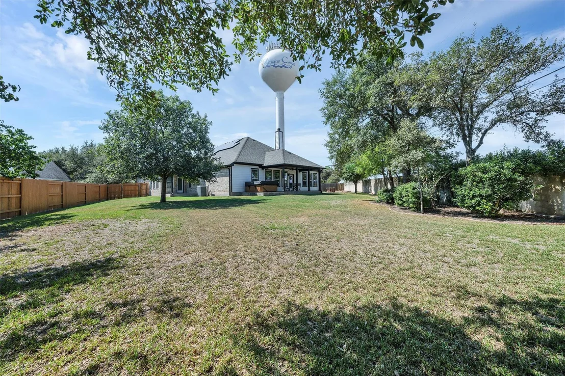 Photo of 4100 Deer Tract ST