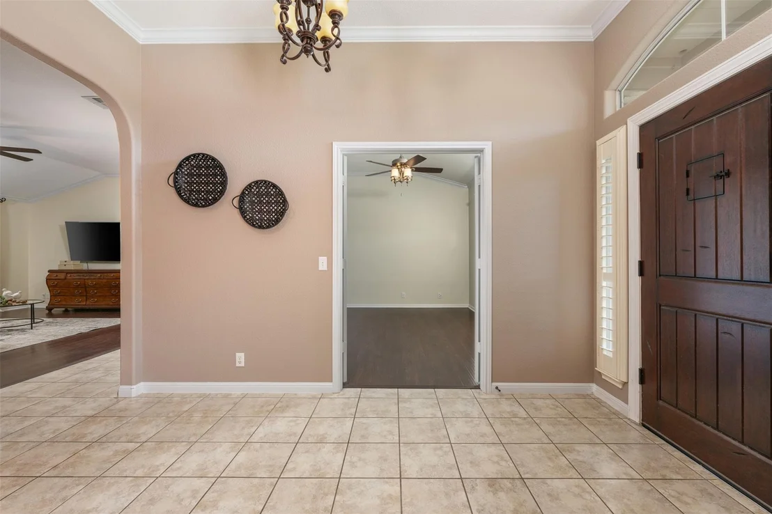 Photo of 212 Bronco BLVD