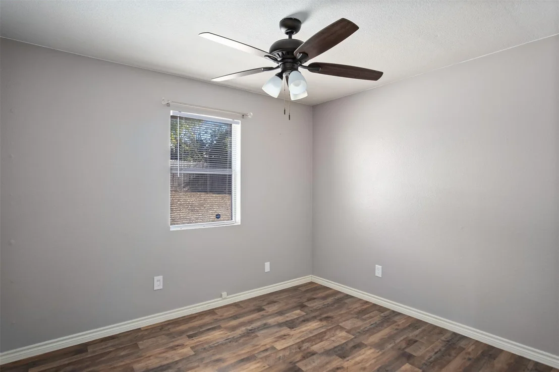 Photo of 4311 Waterproof DR