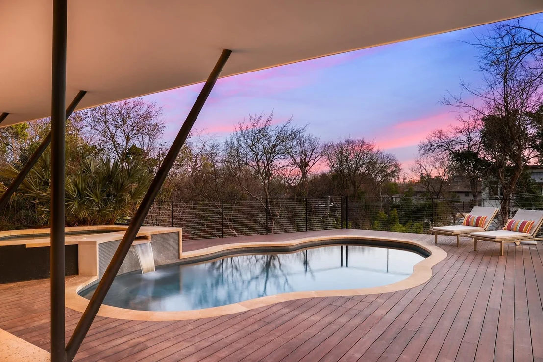 Photo of 4607 Laurel Canyon DR