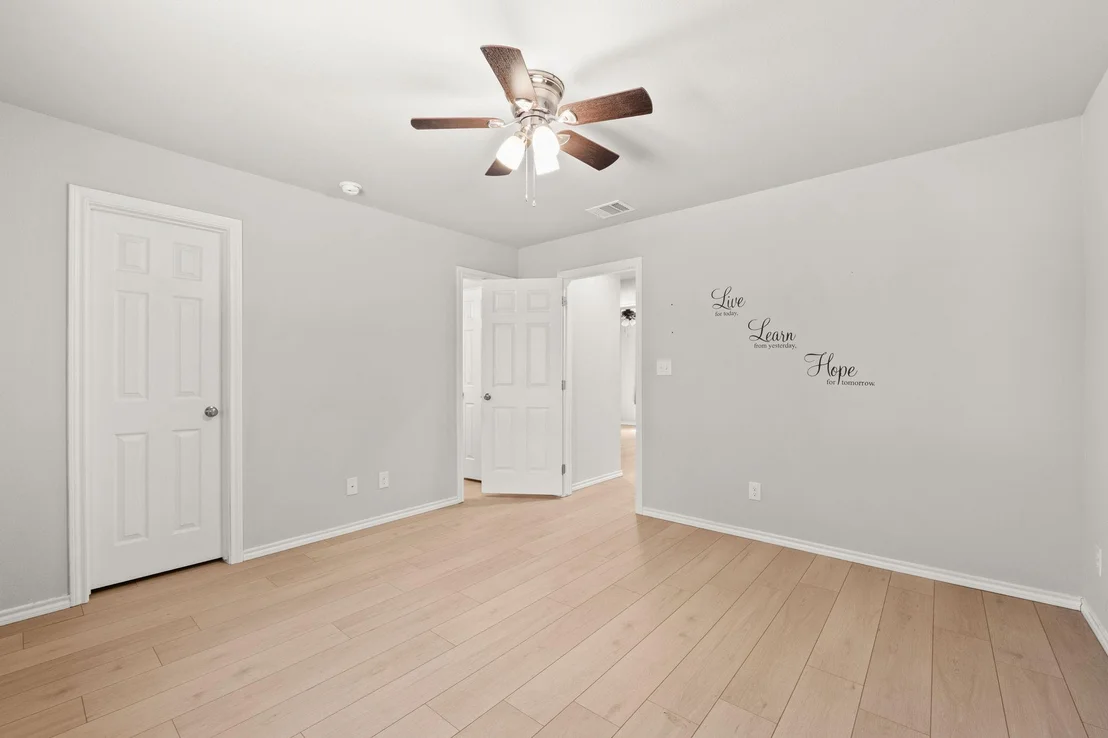 Photo of 112 Brianna CIR