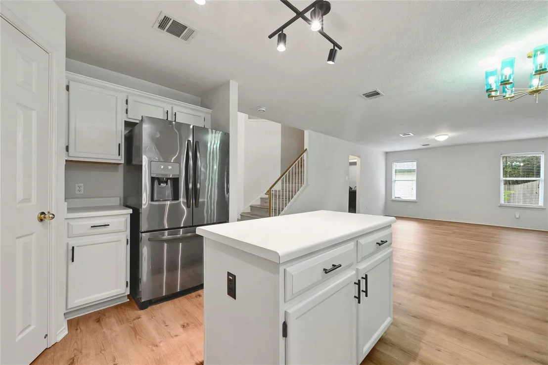 Photo of 8314 Palace PKWY