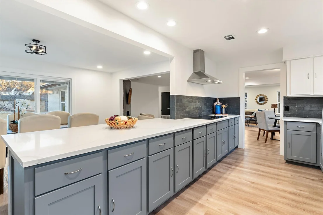 Photo of 613 Highland DR