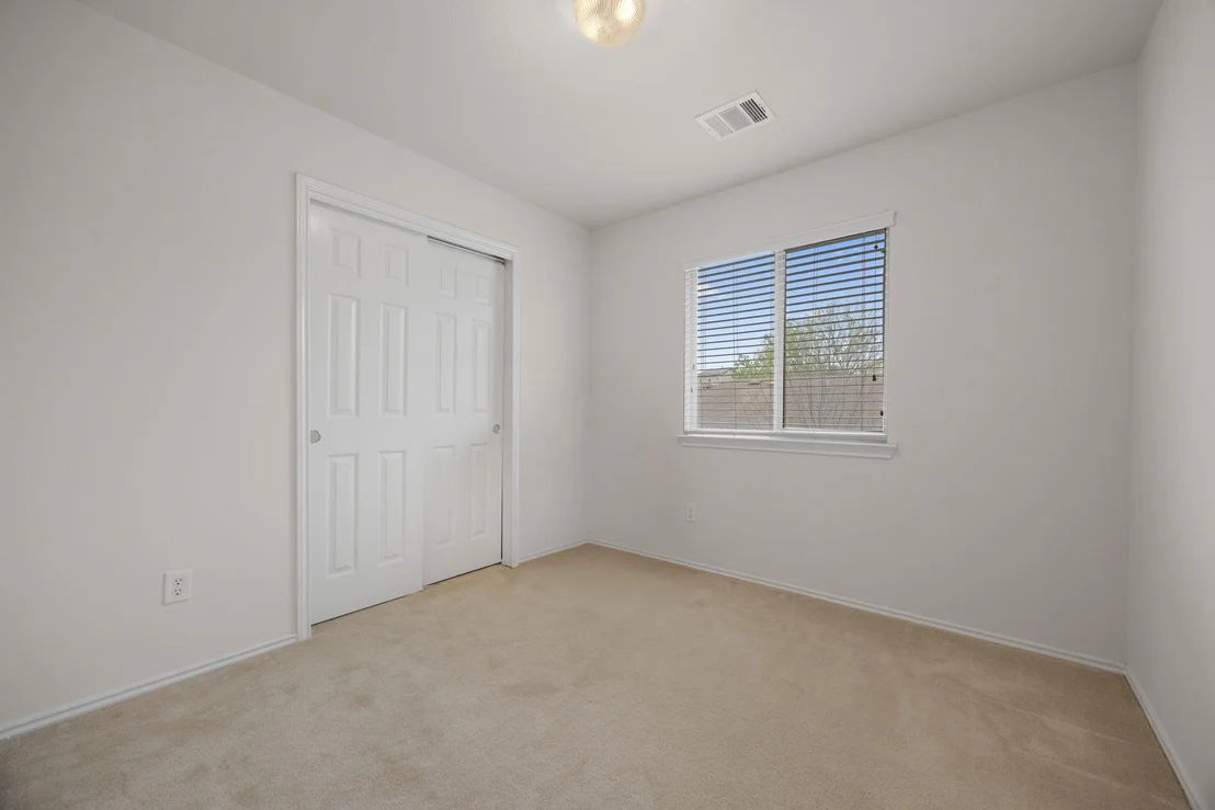 Photo of 904 Sally Lunn WAY