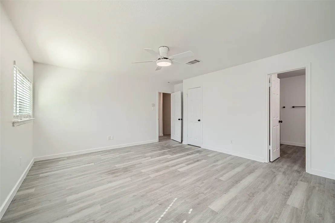 Photo of 2604 Andres WAY