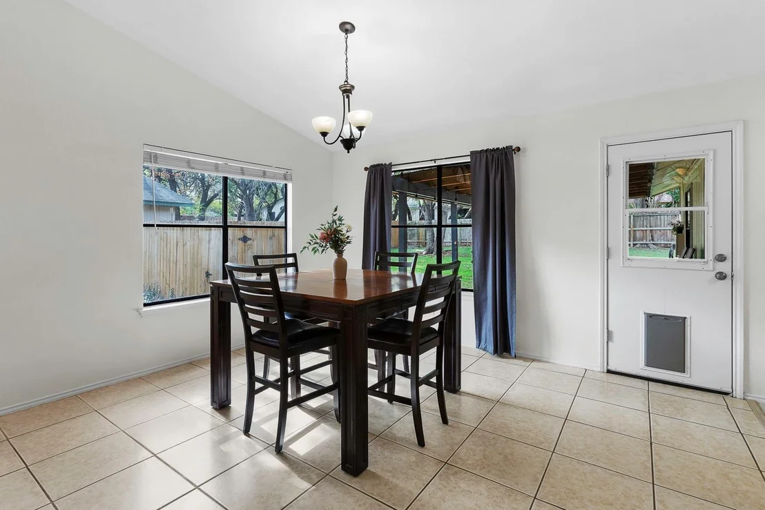 Photo of 10406 Sentenal DR