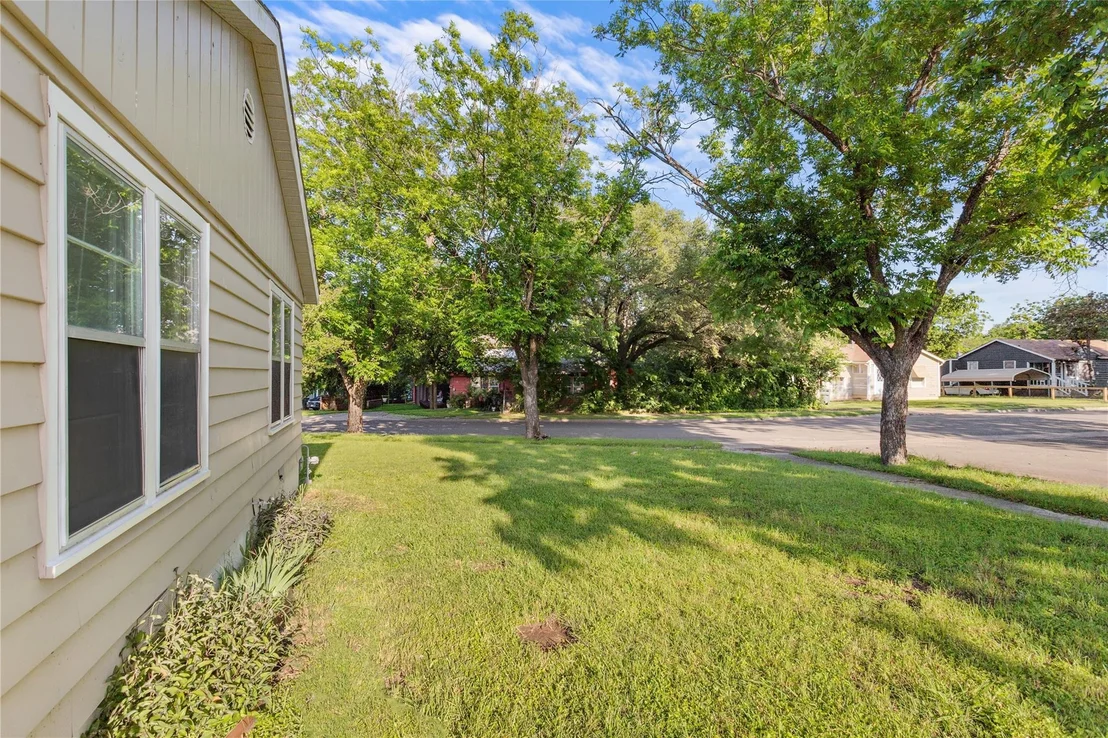 Photo of 801 Evetts RD