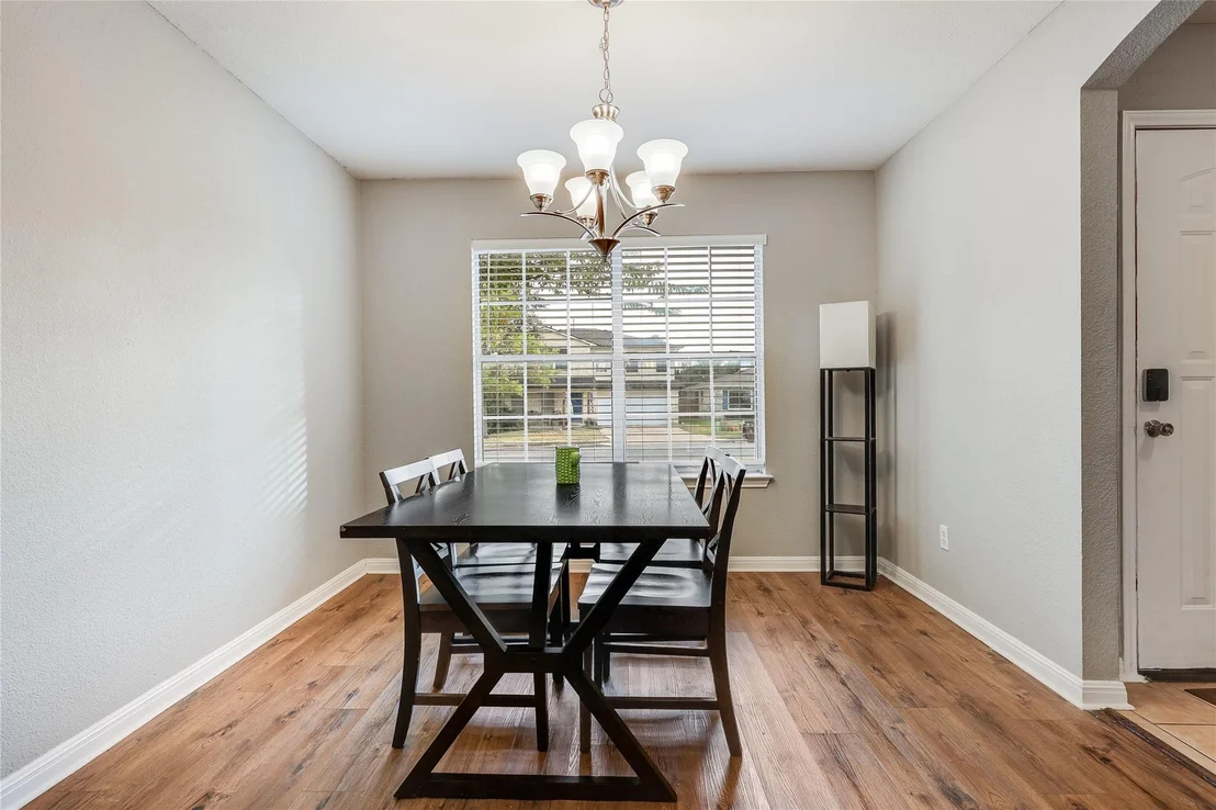 Photo of 3800 Hickox DR