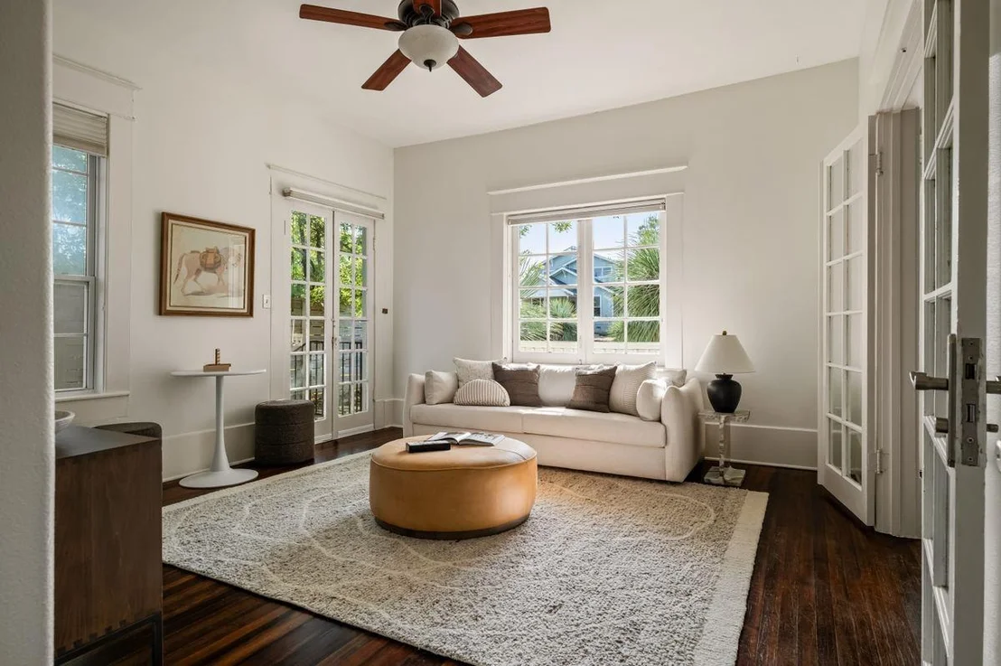 Photo of 1105 Travis Heights BLVD