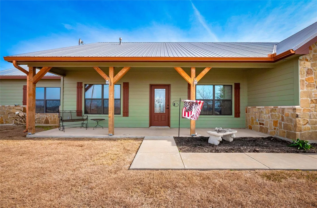 Photo of 877 County Road 455