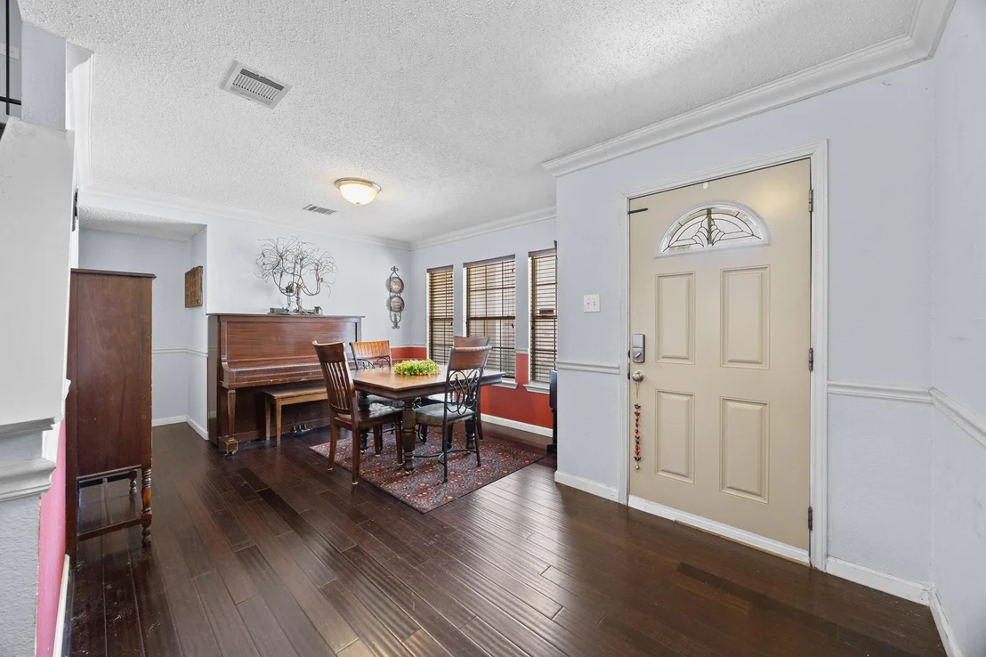 Photo of 1001 Canterbury TRL