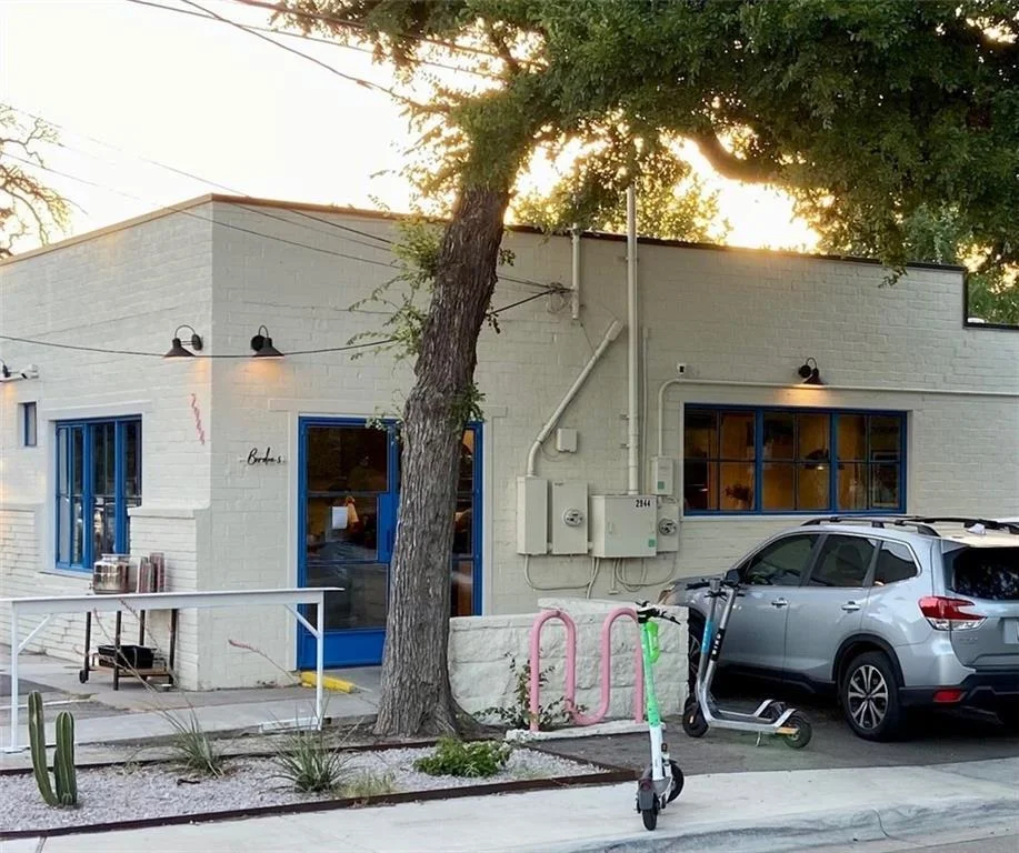 Photo of 1301 Harvey ST
