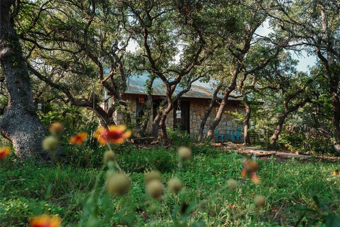 Photo of 435 Spangenberg RD