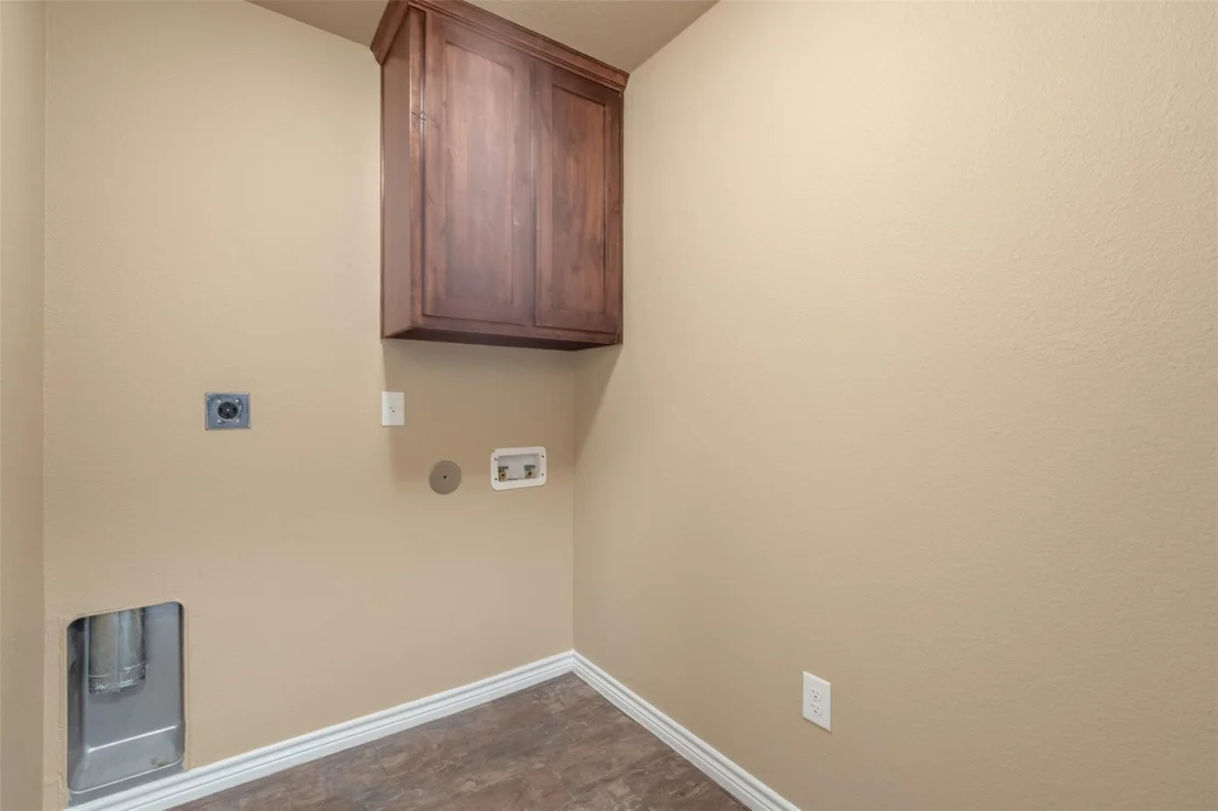 Photo of 8413 Salt Mill Hollow DR