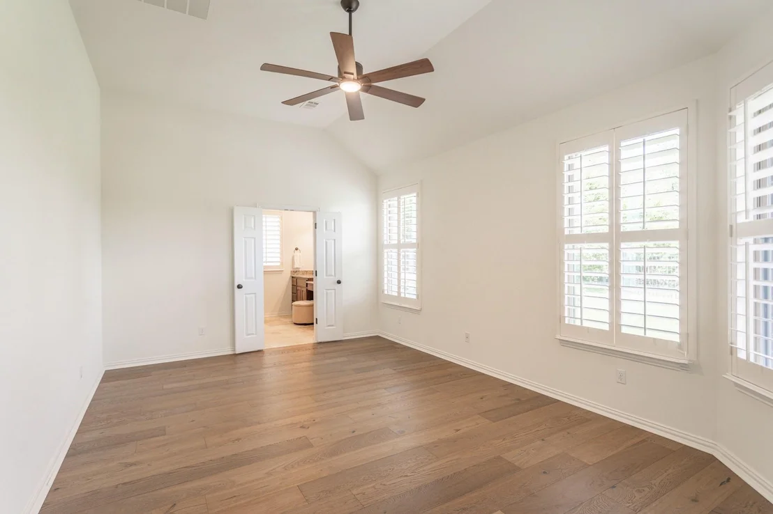 Photo of 557 Merion DR