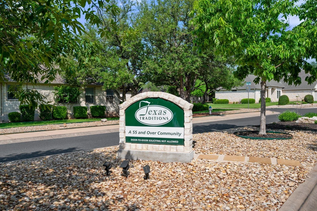 Photo of 106 Brazos DR